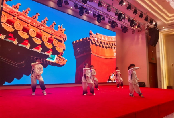 清水源 举办 太极健身 五学年总结交流会